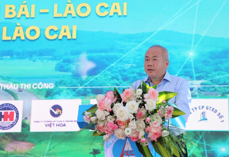 Khởi công dự án mở rộng cao tốc đoạn Yên Bái - Lào Cai lên 4 làn xe- Ảnh 1.