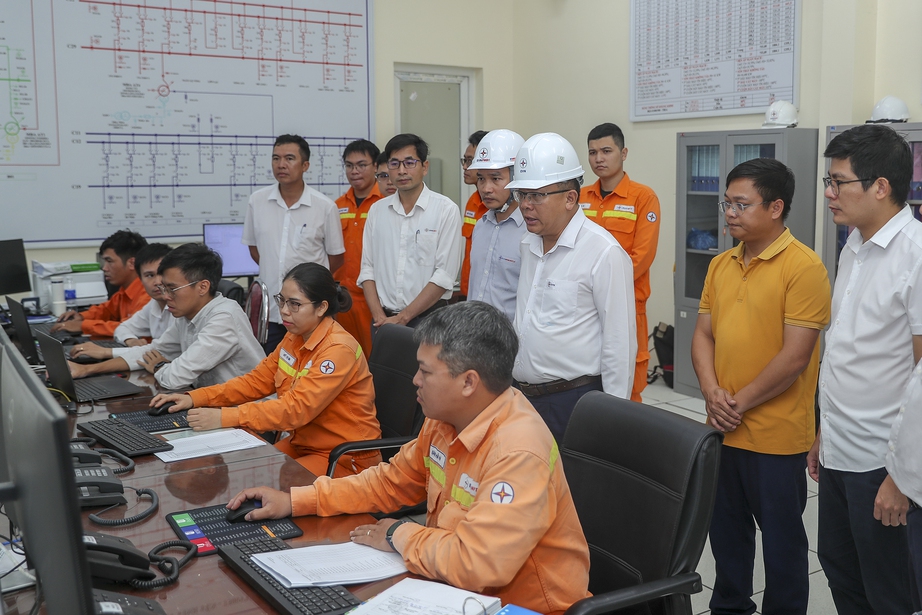 Đóng điện thành công đường dây 500kV Lào Cai - Vĩnh Yên- Ảnh 2.