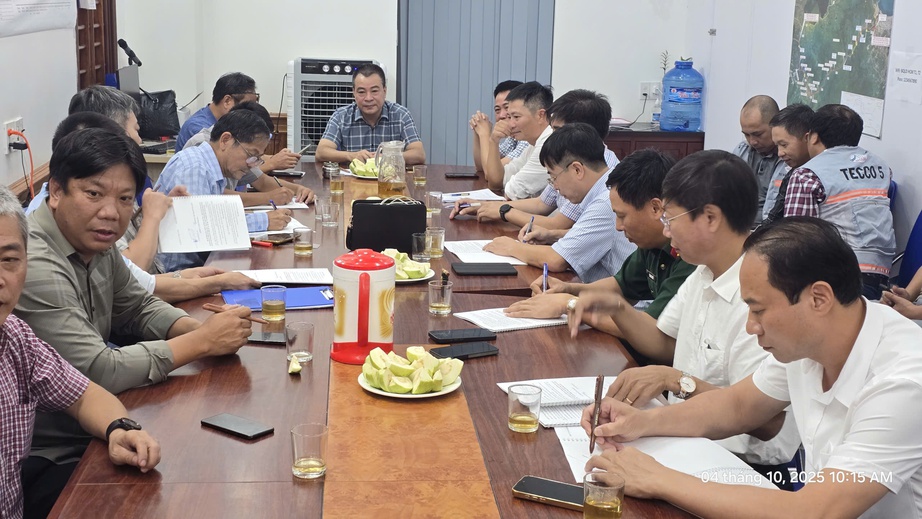 Gắn phong trào thi đua yêu nước với cán bộ nhân viên trên từng nhiệm vụ, công trình- Ảnh 2. Gắn phong trào thi đua yêu nước với cán bộ nhân viên trên từng nhiệm vụ, công trình- Ảnh 2.