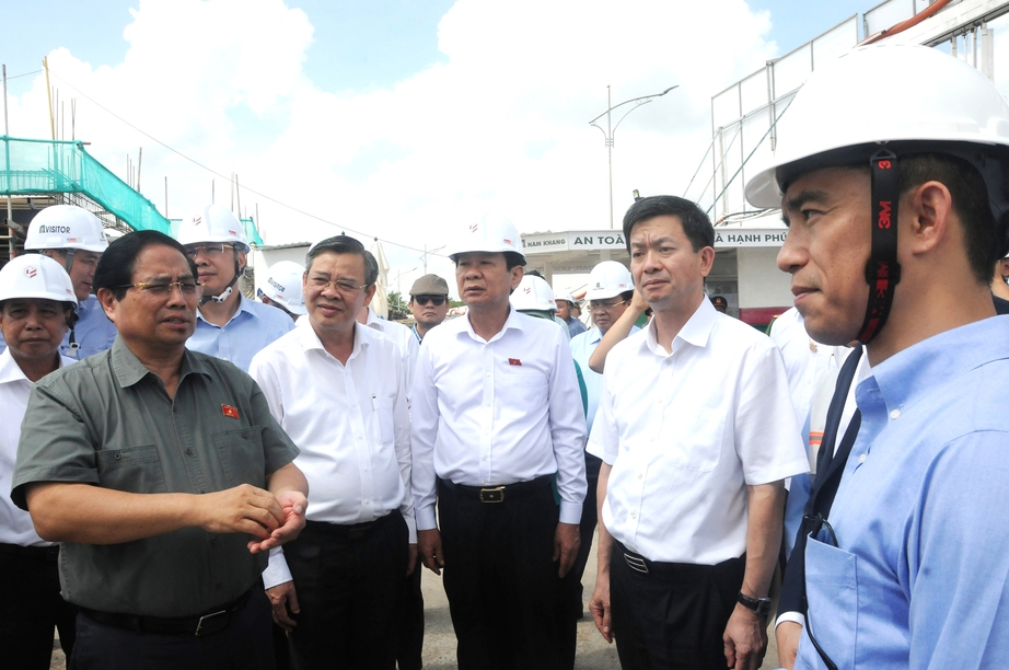 Thủ tướng: Cần Thơ phải hoàn thành nhiều dự án nhà ở xã hội- Ảnh 4. Thủ tướng: Cần Thơ phải hoàn thành nhiều dự án nhà ở xã hội- Ảnh 4.