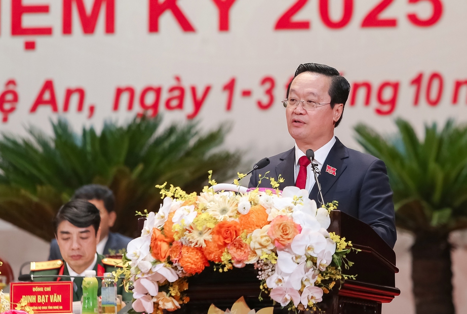 Nghệ An cần khơi dậy khát vọng phát triển, đổi mới tư duy và hành động, tạo sức bật mới- Ảnh 3. Nghệ An cần khơi dậy khát vọng phát triển, đổi mới tư duy và hành động, tạo sức bật mới- Ảnh 3.