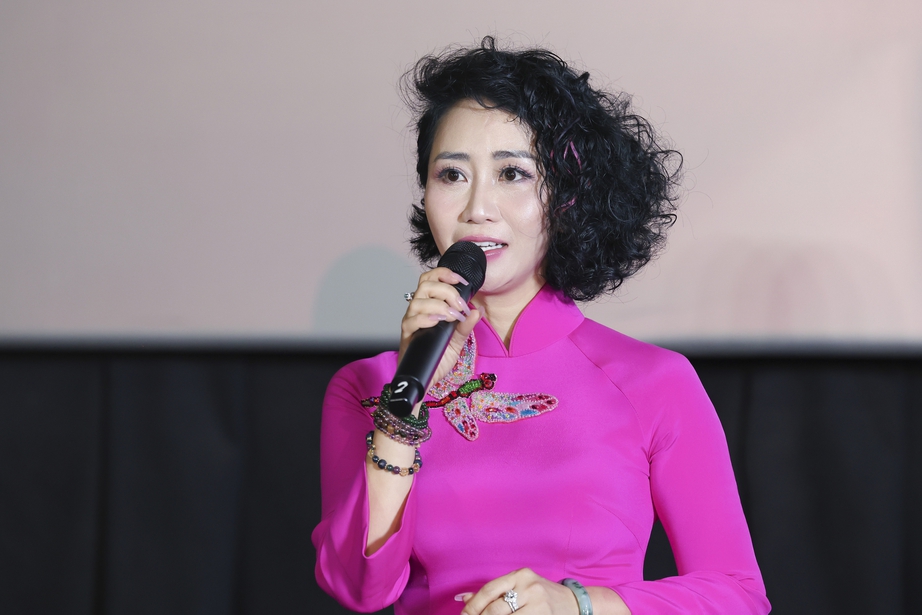 Nhạc sĩ Nhuận Phú: Khi “duyên” đưa âm nhạc chạm tới ký ức và lòng biết ơn- Ảnh 5. Nhạc sĩ Nhuận Phú: Khi “duyên” đưa âm nhạc chạm tới ký ức và lòng biết ơn- Ảnh 5.