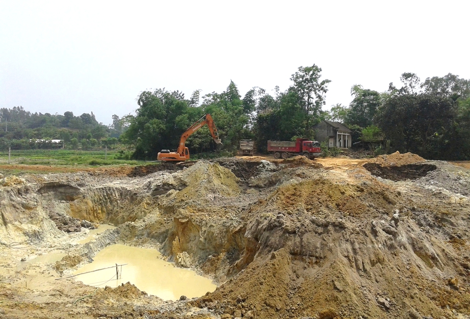 Phú Thọ tăng cường bảo vệ tài nguyên, quản lý vật liệu xây dựng- Ảnh 1.