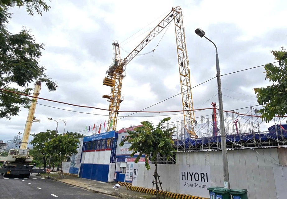 Sở Xây dựng Đà Nẵng yêu cầu đảm bảo an toàn công trình, hạ cần trục tháp trước bão số 13- Ảnh 1. Sở Xây dựng Đà Nẵng yêu cầu đảm bảo an toàn công trình, hạ cần trục tháp trước bão số 13- Ảnh 1.