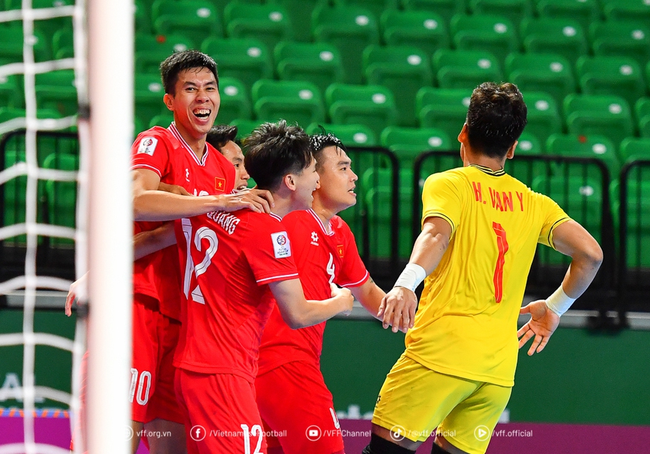 Tuyển futsal Việt Nam hội quân đá SEA Games 33- Ảnh 1. Tuyển futsal Việt Nam hội quân đá SEA Games 33- Ảnh 1.