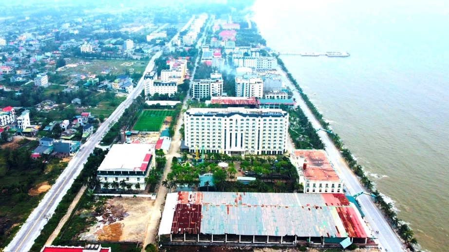 Thanh Hóa: Xã vùng biển quy hoạch hạ tầng giao thông, tạo đột phá xây dựng nông thôn mới- Ảnh 1. Thanh Hóa: Xã vùng biển quy hoạch hạ tầng giao thông, tạo đột phá xây dựng nông thôn mới- Ảnh 1.