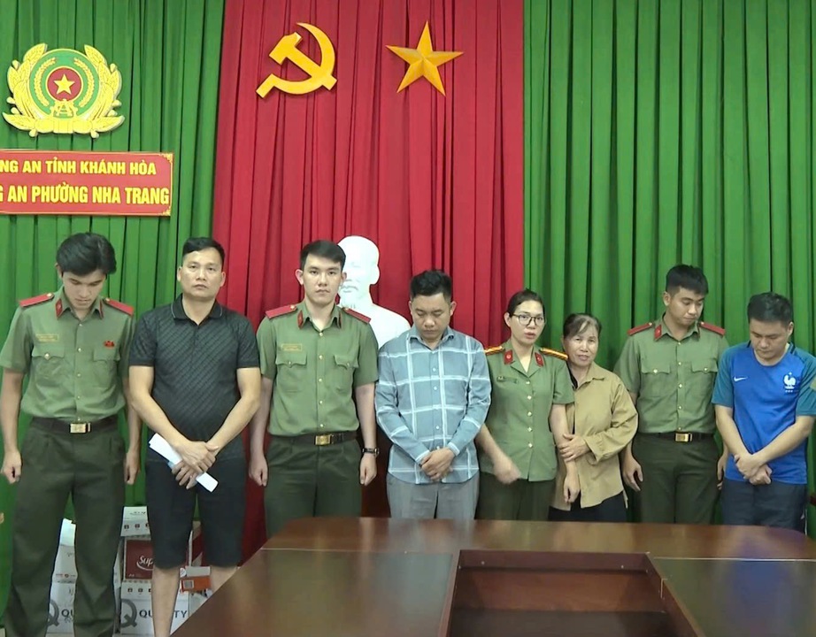 Khánh Hòa: Triệt phá đường dây lừa đảo, chiếm đoạt tài sản liên quan đầu tư tiền mã hóa- Ảnh 1. Khánh Hòa: Triệt phá đường dây lừa đảo, chiếm đoạt tài sản liên quan đầu tư tiền mã hóa- Ảnh 1.