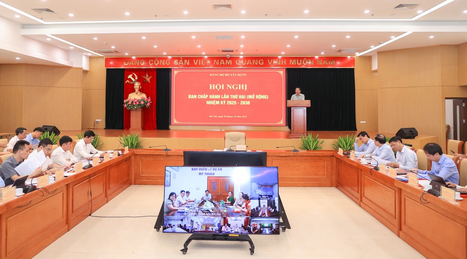 Đảng bộ Bộ Xây dựng quyết liệt thực hiện “Bộ tứ nghị quyết chiến lược” của Bộ Chính trị- Ảnh 2. Đảng bộ Bộ Xây dựng quyết liệt thực hiện “Bộ tứ nghị quyết chiến lược” của Bộ Chính trị- Ảnh 2.