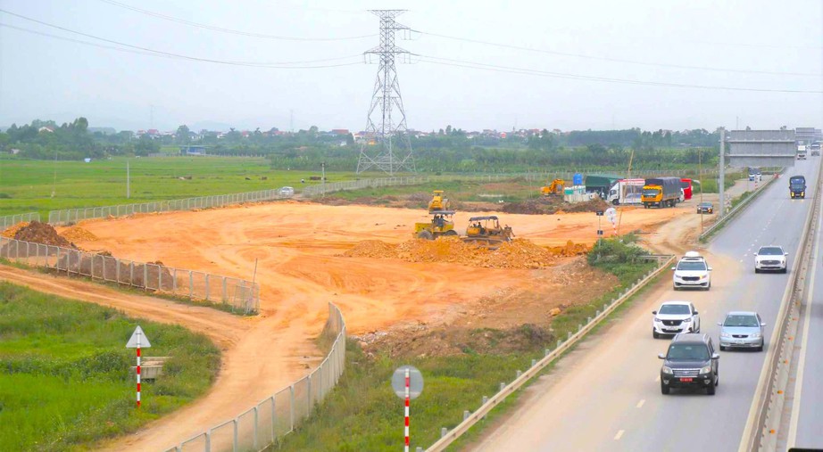 Lập kế hoạch thi công theo tuần, hoàn thành trạm dừng nghỉ cao tốc đúng tiến độ- Ảnh 2. Lập kế hoạch thi công theo tuần, hoàn thành trạm dừng nghỉ cao tốc đúng tiến độ- Ảnh 2.