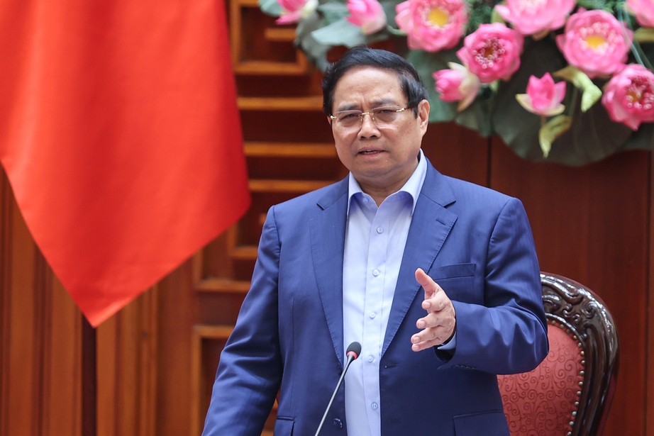 Thủ tướng: Tuyệt đối không để người dân bị đói rét, sống cảnh "màn trời chiếu đất"- Ảnh 2. Thủ tướng: Tuyệt đối không để người dân bị đói rét, sống cảnh "màn trời chiếu đất"- Ảnh 2.