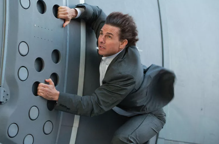 Tài tử Tom Cruise chia sẻ "nóng" khi nhận tượng vàng Oscar- Ảnh 2. Tài tử Tom Cruise chia sẻ "nóng" khi nhận tượng vàng Oscar- Ảnh 2.