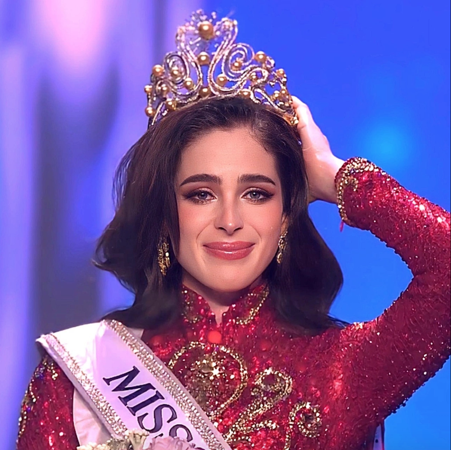 Thí sinh từng bị ông Nawat quát mắng đăng quang Miss Universe 2025- Ảnh 1.