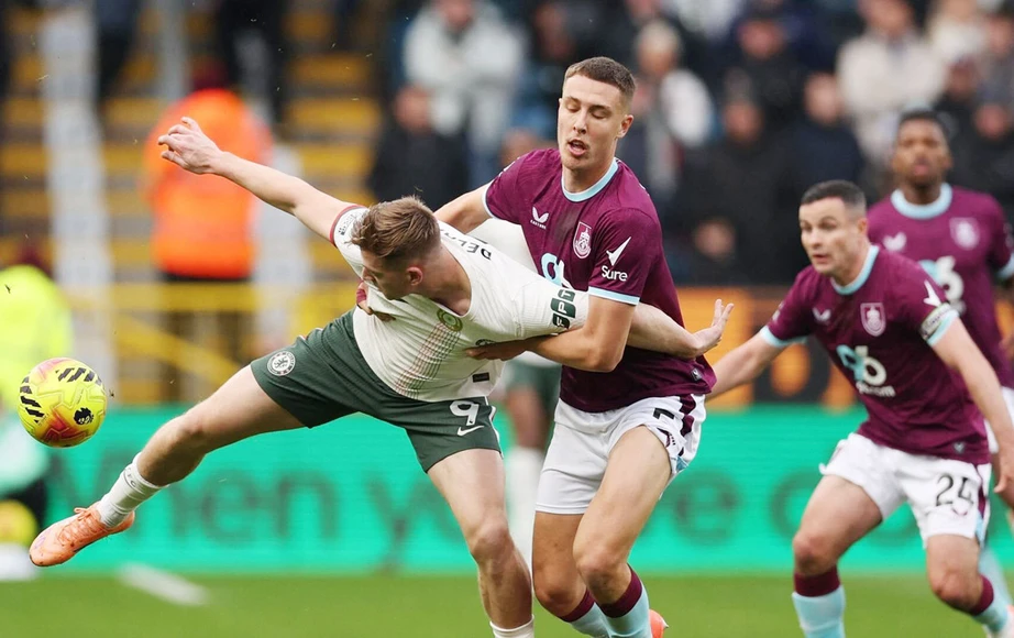 Thắng nhẹ Burnley, Chelsea tạm chiếm ngôi nhì bảng Ngoại hạng Anh- Ảnh 1.