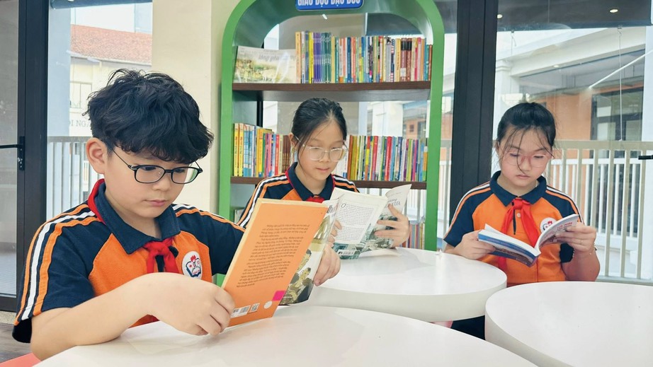 Bộ GD&ĐT xây dựng khung giáo dục AI cho học sinh phổ thông- Ảnh 1.