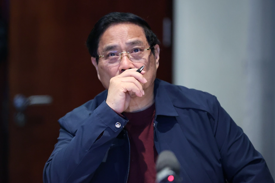 Thủ tướng: Đặt mình vào địa vị người dân để khắc phục hậu quả thiên tai hiệu quả nhất- Ảnh 1.