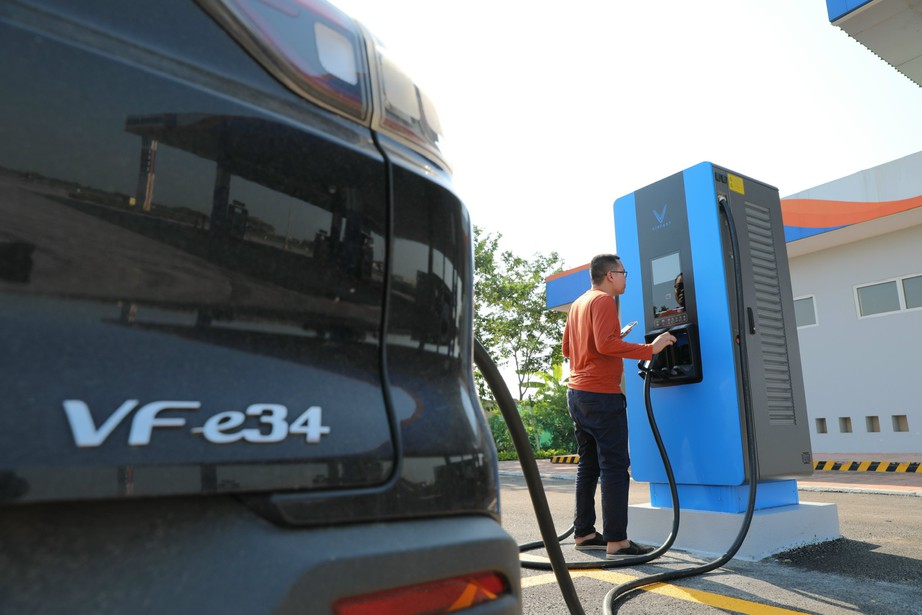 Chuyển dịch năng lượng và quyền lực của thời đại mới- Ảnh 2. Chuyển dịch năng lượng và quyền lực của thời đại mới- Ảnh 2.