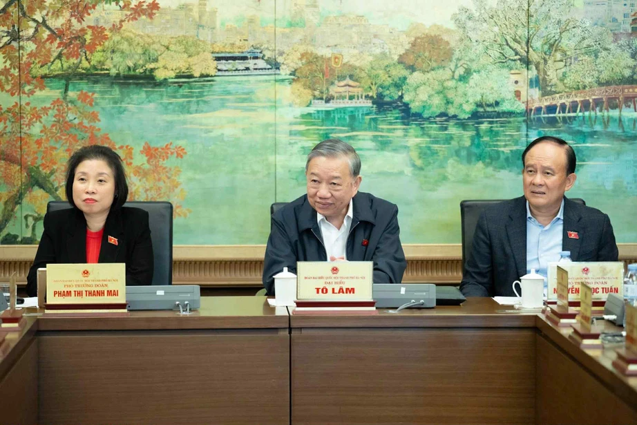 Tổng Bí thư mừng khi bệnh viện giảm tải, người bệnh đỡ xếp hàng nhờ sổ sức khỏe điện tử- Ảnh 1.