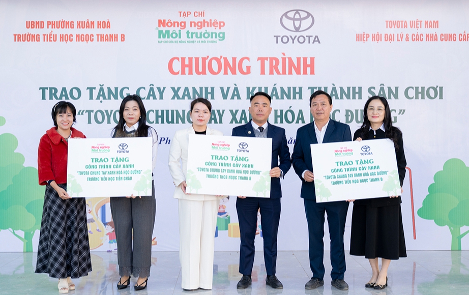 Phát động chương trình "Toyota chung tay xanh hóa học đường" tại Phú Thọ- Ảnh 1.