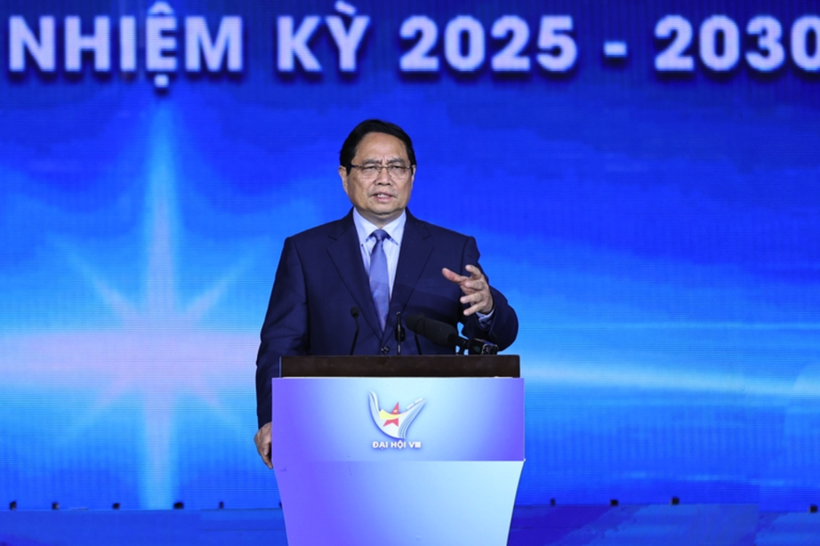 Thủ tướng: Hội Doanh nhân trẻ Việt Nam phải có tầm nhìn xa, trông rộng, nghĩ sâu, làm lớn- Ảnh 1.