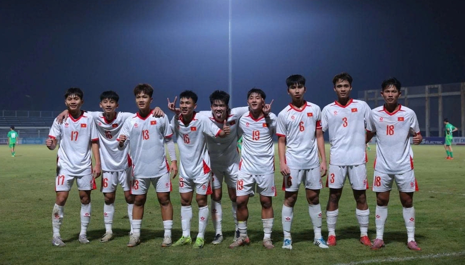 U17 Việt Nam thắng đậm Macau (Trung Quốc) tại vòng loại giải châu Á- Ảnh 1.