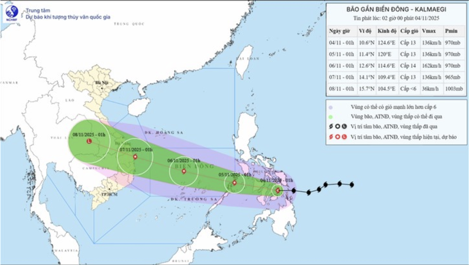 Tăng cường quản lý cấp phép tàu thuyền ra khơi, chủ động ứng phó bão số 13- Ảnh 1. Tăng cường quản lý cấp phép tàu thuyền ra khơi, chủ động ứng phó bão số 13- Ảnh 1.
