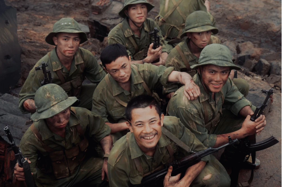 9 tỉnh, thành phố nào sẽ chiếu miễn phí “Mưa đỏ”?- Ảnh 1. 9 tỉnh, thành phố nào sẽ chiếu miễn phí “Mưa đỏ”?- Ảnh 1.