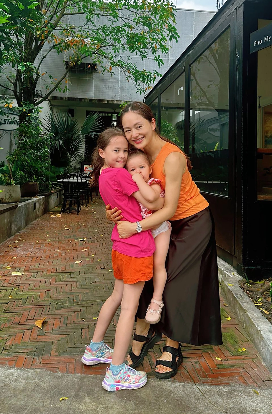 Diễn viên Lan Phương: Không ai thích kẻ thứ ba trong các mối quan hệ- Ảnh 2. Diễn viên Lan Phương: Không ai thích kẻ thứ ba trong các mối quan hệ- Ảnh 2.