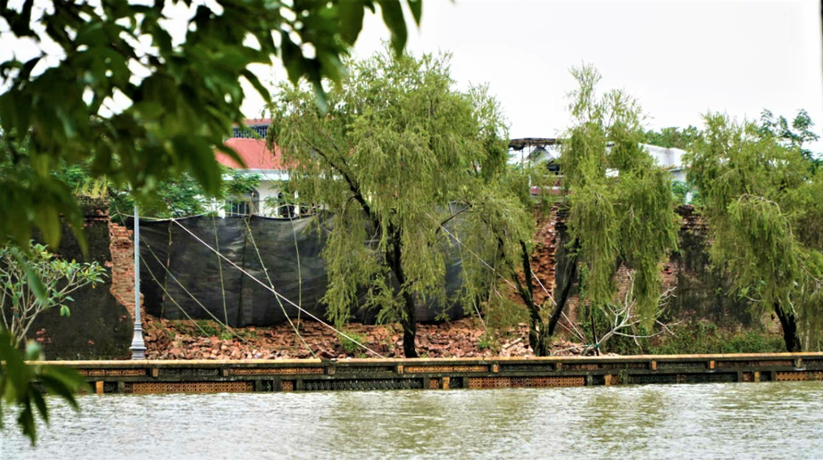 Bộ Văn hóa, Thể thao và Du lịch chỉ đạo khắc phục sự cố sập tường Hoàng thành Huế- Ảnh 1. Bộ Văn hóa, Thể thao và Du lịch chỉ đạo khắc phục sự cố sập tường Hoàng thành Huế- Ảnh 1.