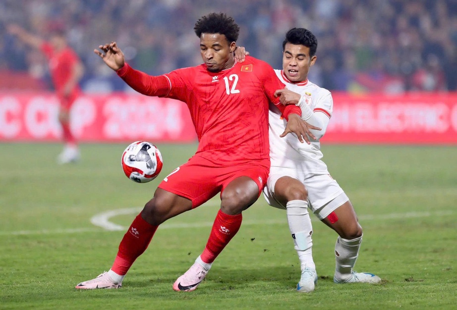 HLV Kim Sang-sik gọi Xuân Son trở lại tuyển Việt Nam- Ảnh 2. HLV Kim Sang-sik gọi Xuân Son trở lại tuyển Việt Nam- Ảnh 2.