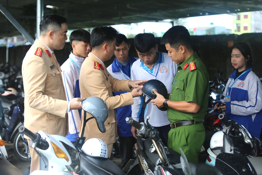 Thanh Hoá xây dựng tiêu chí học sinh vi phạm giao thông, nhà trường bị hạ thi đua- Ảnh 2. Thanh Hoá xây dựng tiêu chí học sinh vi phạm giao thông, nhà trường bị hạ thi đua- Ảnh 2.