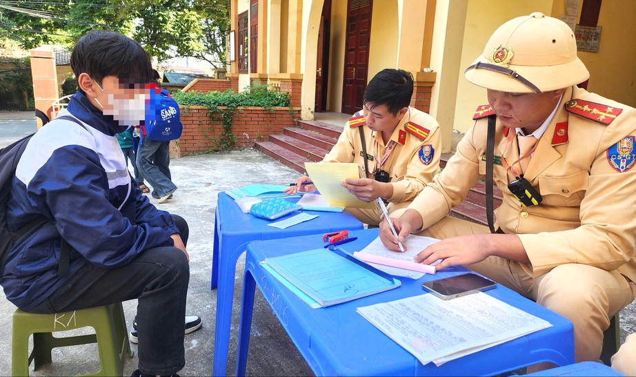 Bắc Ninh: Tăng cường xử lý học sinh chưa đủ tuổi điều khiển phương tiện giao thông- Ảnh 1.