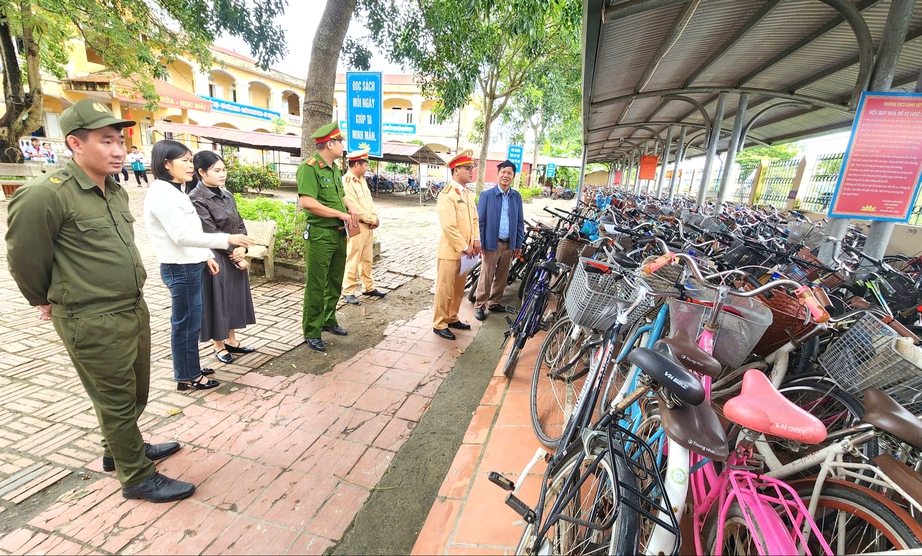 Bắc Ninh: Tăng cường xử lý học sinh chưa đủ tuổi điều khiển phương tiện giao thông- Ảnh 2.