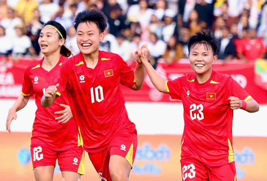 Vào bán kết SEA Games 33, U22 và tuyển nữ Việt Nam được VFF thưởng lớn- Ảnh 2. Vào bán kết SEA Games 33, U22 và tuyển nữ Việt Nam được VFF thưởng lớn- Ảnh 2.