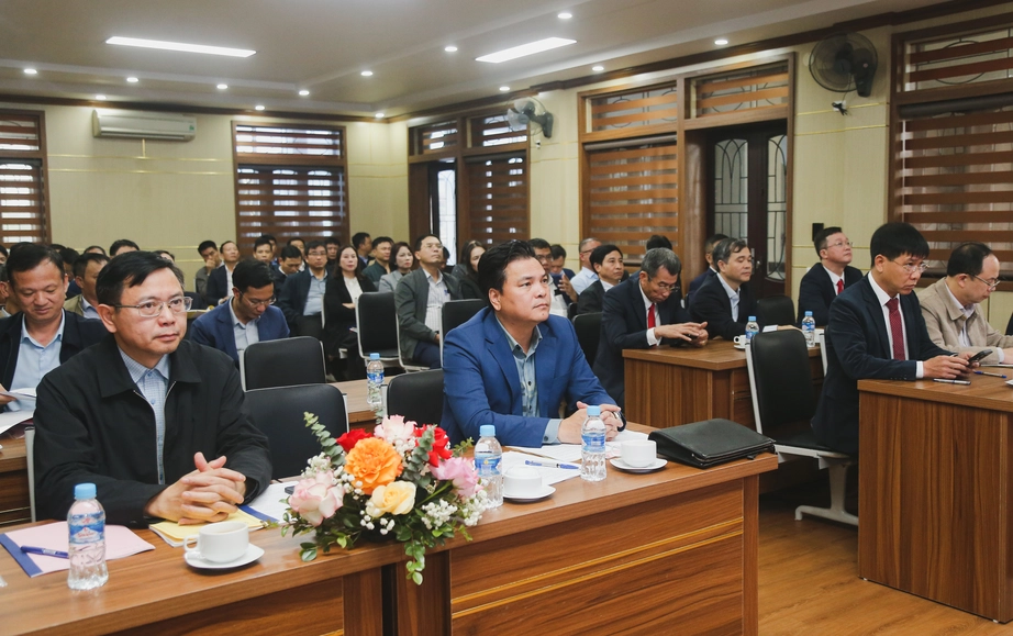 Chủ động ph&ograve;ng chống, giảm thiểu thiệt hại do b&atilde;o lũ g&acirc;y ra tr&ecirc;n c&aacute;c tuyến quốc lộ- Ảnh 1.