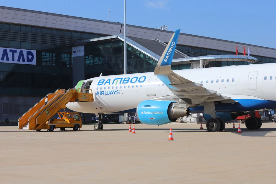 Cận cảnh chuyến bay đầu tiên của Bamboo Airways đến sân bay Long Thành- Ảnh 6. Cận cảnh chuyến bay đầu tiên của Bamboo Airways đến sân bay Long Thành- Ảnh 6.
