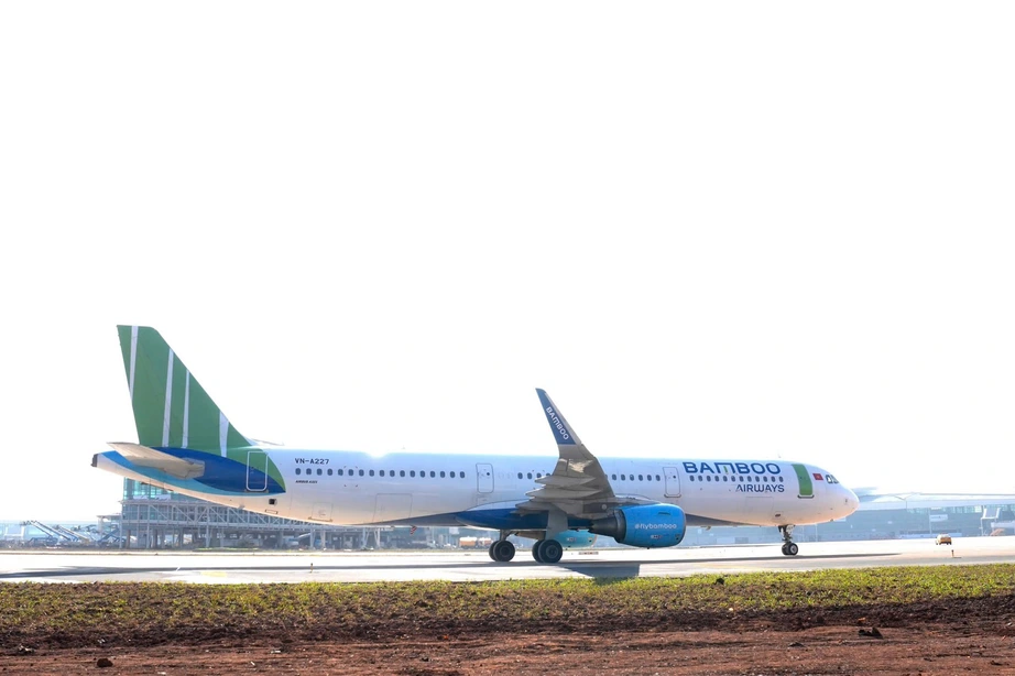 Cận cảnh chuyến bay đầu tiên của Bamboo Airways đến sân bay Long Thành- Ảnh 8. Cận cảnh chuyến bay đầu tiên của Bamboo Airways đến sân bay Long Thành- Ảnh 8.