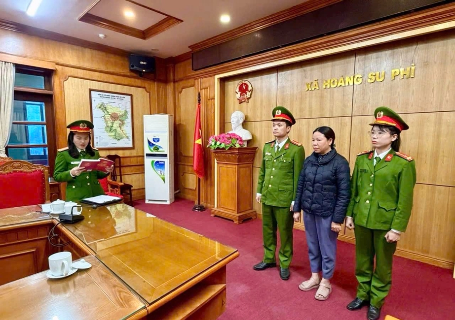 Tuyên Quang: Khởi tố nguyên Phó chủ tịch UBND thị trấn Vinh Quang- Ảnh 1. Tuyên Quang: Khởi tố nguyên Phó chủ tịch UBND thị trấn Vinh Quang- Ảnh 1.