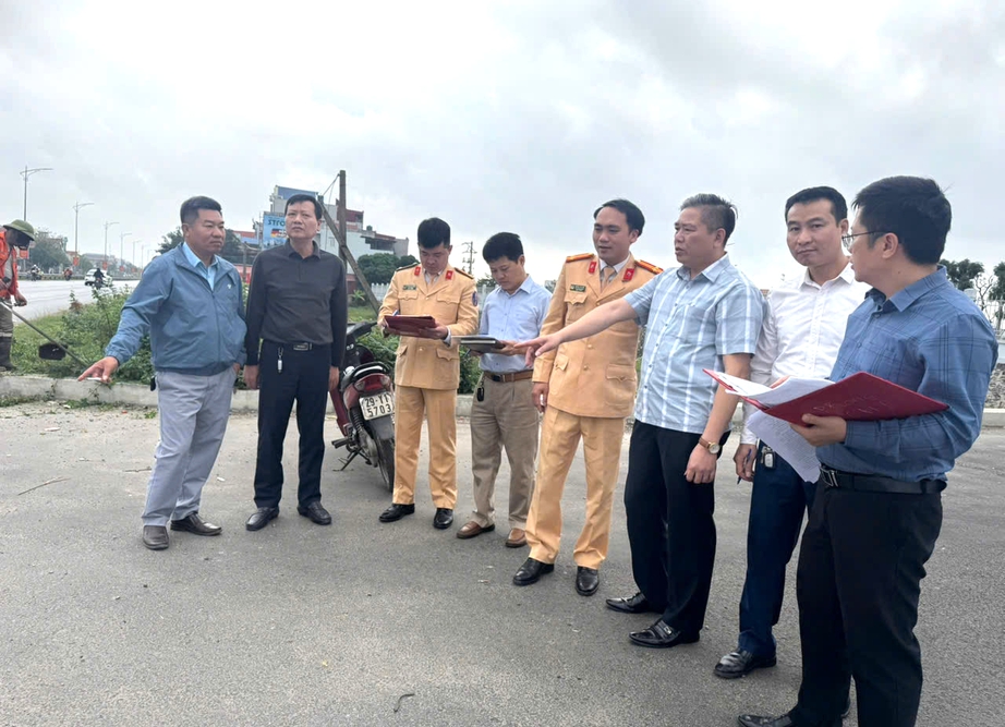 Hưng Y&ecirc;n: Phối hợp đồng bộ, xử l&yacute; triệt để c&aacute;c điểm tiềm ẩn tai nạn giao th&ocirc;ng- Ảnh 1.