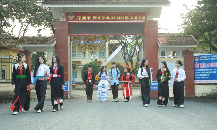 Cơ hội học tập chất lượng cao cho học sinh, sinh vi&ecirc;n d&acirc;n tộc thiểu số- Ảnh 1.