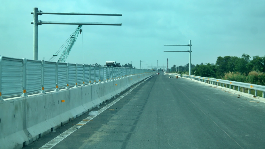 Điều chỉnh thời gian đưa vào khai thác cao tốc Hậu Giang - Cà Mau- Ảnh 1. Điều chỉnh thời gian đưa vào khai thác cao tốc Hậu Giang - Cà Mau- Ảnh 1.