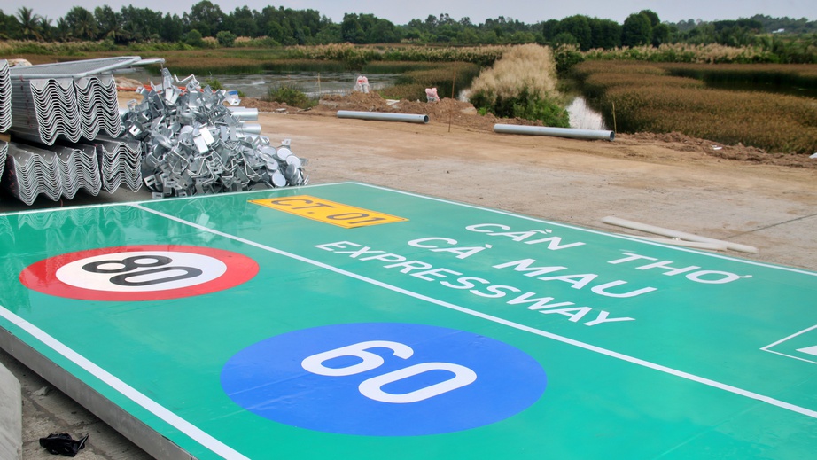 Thi c&ocirc;ng xuy&ecirc;n tết, sớm đưa v&agrave;o khai th&aacute;c cao tốc Hậu Giang - C&agrave; Mau- Ảnh 5.