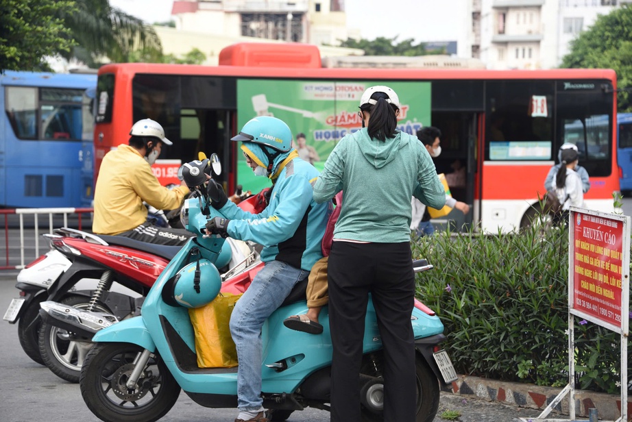 TP.HCM cấp ph&eacute;p 91 vị tr&iacute; tủ đổi pin xe m&aacute;y điện, c&ocirc;ng bố th&ecirc;m 101 điểm đủ điều kiện- Ảnh 2.