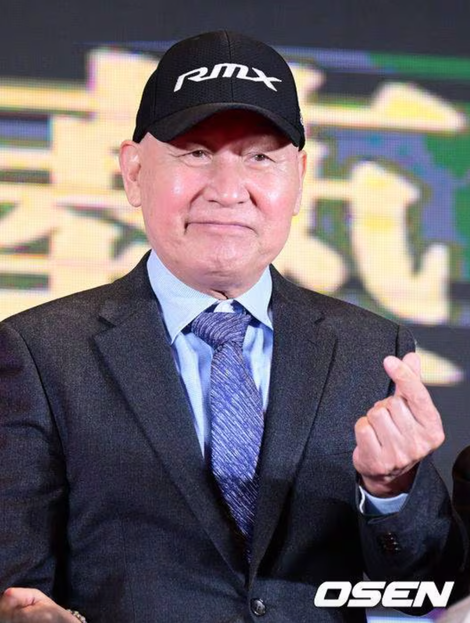 T&agrave;i tử Ahn Sung Ki nguy kịch sau cơn ngừng tim, con trai từ Mỹ gấp r&uacute;t về nước- Ảnh 2.