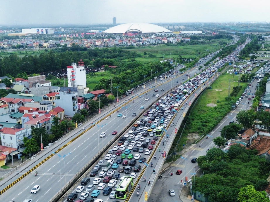 Hà Nội đặt mục tiêu giảm 40% ùn tắc giao thông đến năm 2030- Ảnh 1.