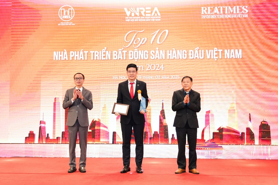 DOJILAND 3 năm liên tiếp lọt “Top 10 Nhà phát triển bất động sản hàng đầu Việt Nam"- Ảnh 1.