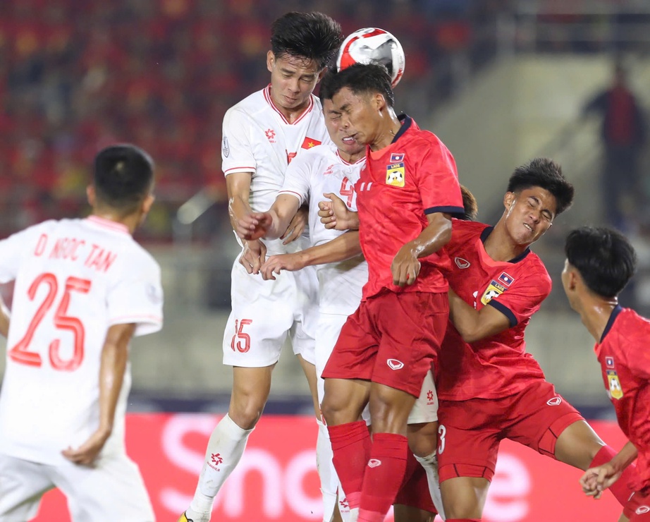 Nhận định, dự đoán kết quả Việt Nam vs Lào (19h30 ngày 25/3): Khởi đầu như mơ?- Ảnh 1. Nhận định, dự đoán kết quả Việt Nam vs Lào (19h30 ngày 25/3): Khởi đầu như mơ?- Ảnh 1.