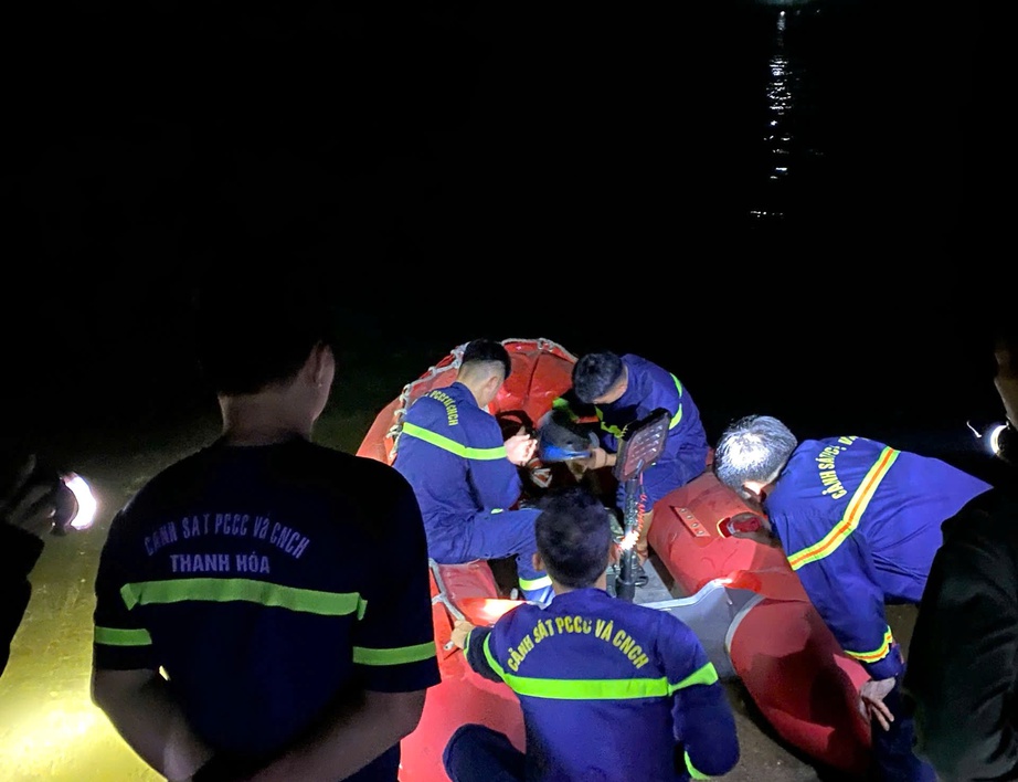 Hai học sinh mất t&iacute;ch tr&ecirc;n s&ocirc;ng M&atilde;- Ảnh 1.