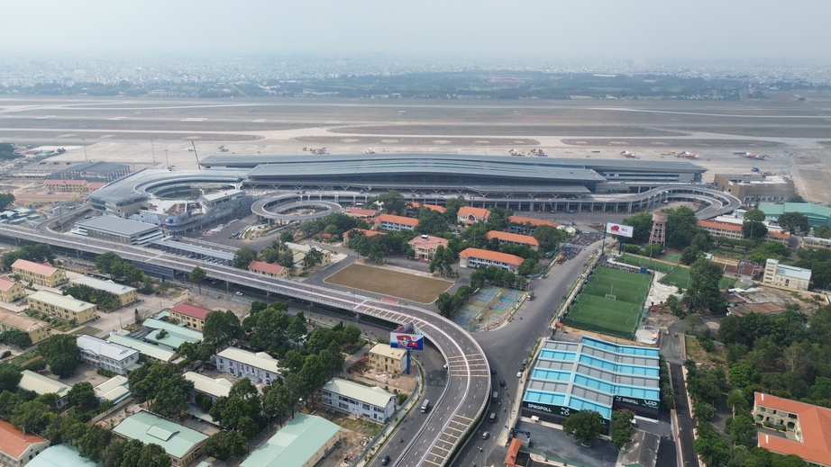 ACV c&ocirc;ng bố th&ocirc;ng tin bất thường về l&atilde;nh đạo c&ocirc;ng ty bị bắt- Ảnh 1.