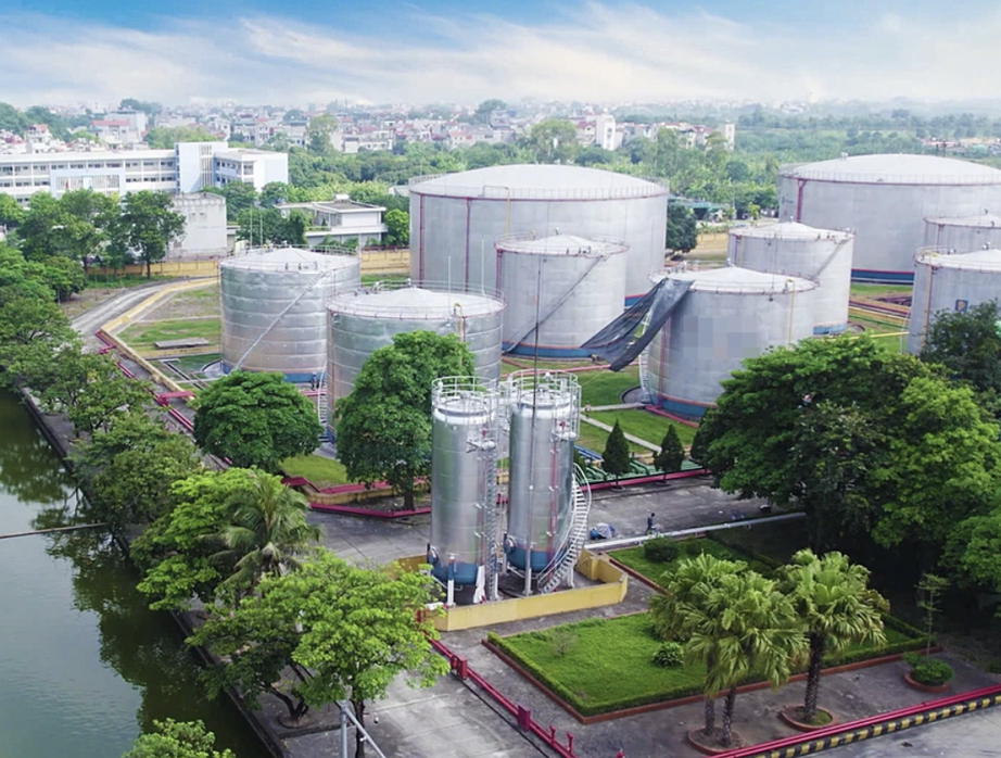 Đau đầu bài toán dự trữ xăng dầu, Bộ Công thương trình phương án mới- Ảnh 1. Đau đầu bài toán dự trữ xăng dầu, Bộ Công thương trình phương án mới- Ảnh 1.