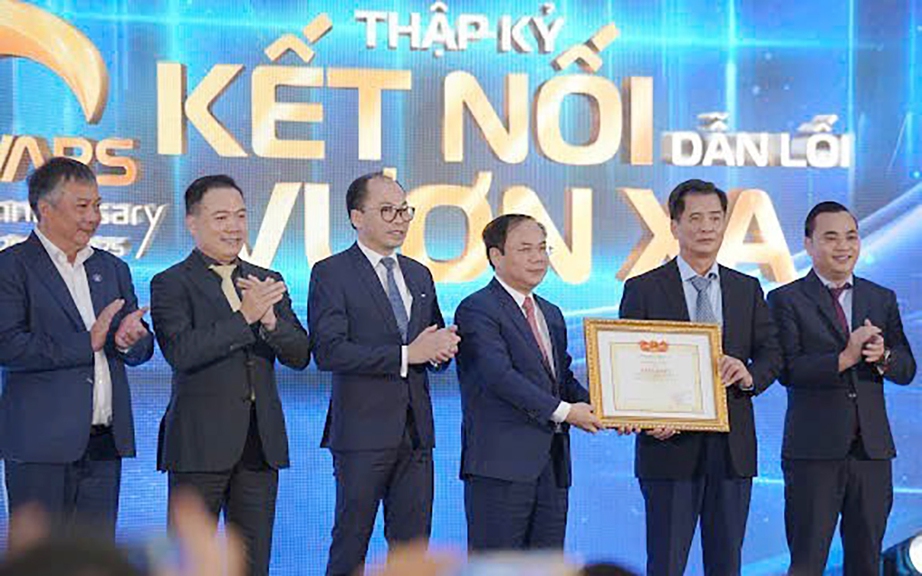 Bộ Xây dựng tặng bằng khen cho Hội Môi giới bất động sản Việt Nam- Ảnh 1.